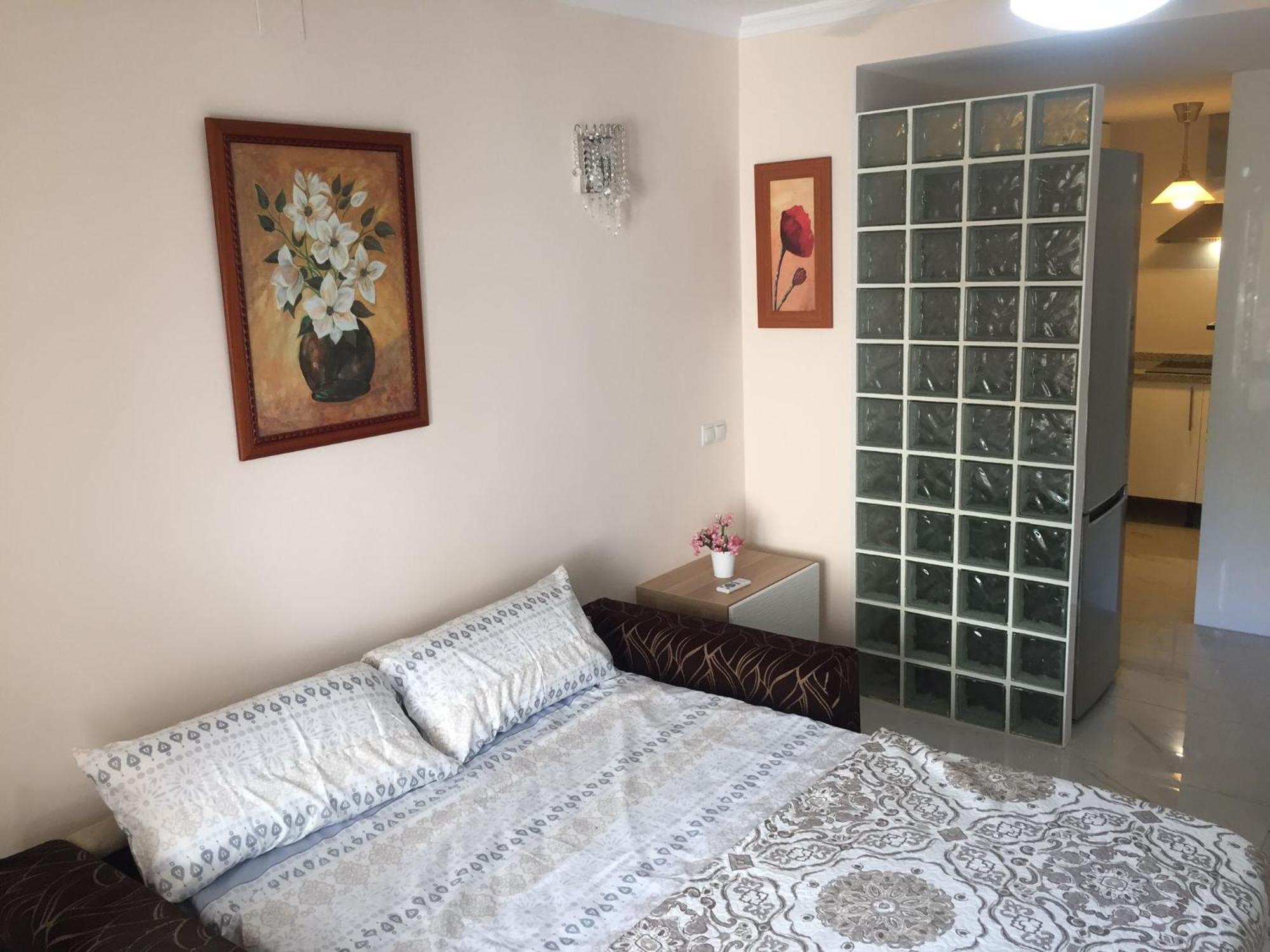 Studio In The Centre Near The Beach Apartment Torremolinos Bagian luar foto