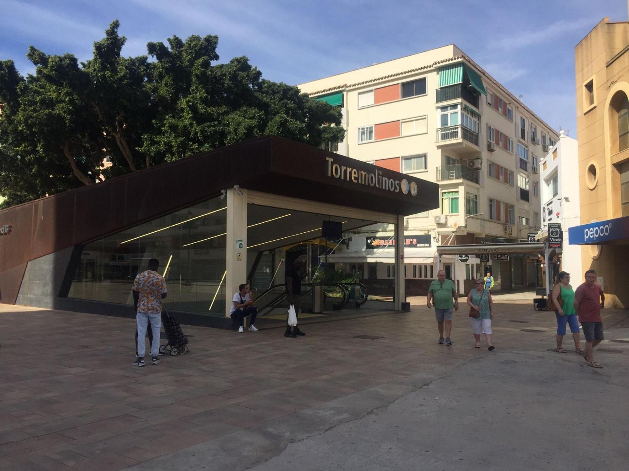 Studio In The Centre Near The Beach Apartment Torremolinos Bagian luar foto