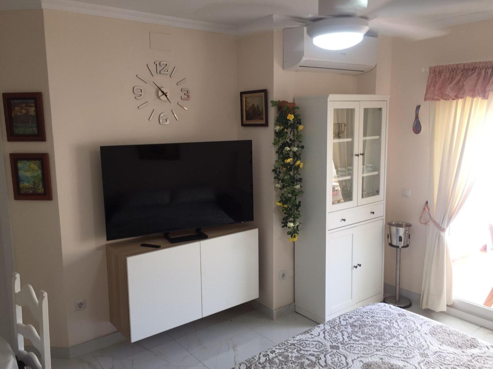 Studio In The Centre Near The Beach Apartment Torremolinos Bagian luar foto